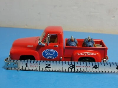 Road Signature 1932 FORD 3 WINDOW COUPE Rosso 1:18 Scala Diecast 92248 - Immagine 1 di 4