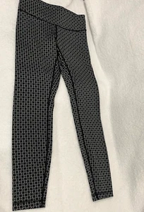 Lululemon Girls Size 4 Leggings Black with squares sports, Yoga - Picture 1 of 10