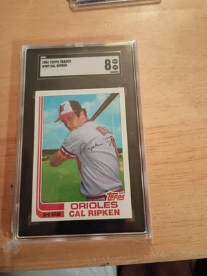 1982 TOPPS TRADED BASEBALL #98T CAL RIPKEN RC SGC 8 NM-MT HOF ROOKIE - Image 1 of 2