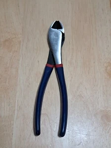 NEW Southwire DCPA8D-US 8" Angled Head Diagonal Cutting Pliers USA - Picture 1 of 7