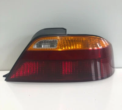 Luz trasera lado R para pasajero derecho Acura TL 1999-2001 FABRICANTE DE EQUIPOS ORIGINALES Foto 1 de 4