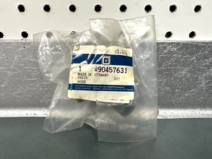 GM OEM NOS 90457631 RH Blower Module Drain Hose 1997-2001 Cadillac Catera - Picture 1 of 2