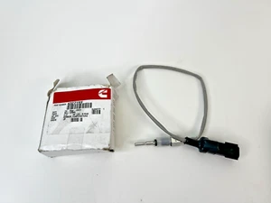 Genuine Cummins 4327199 Temperature Sensor - Picture 1 of 11