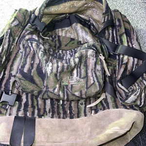 Vintage Fieldline Realtree Camo Backpack Waterproof Line Hunting Hiking USA MADE - Picture 1 of 9