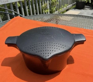 Pampered Chef 8C 2Qt Lg Microwave Pot Steamer Black #2778 USA Made - Picture 1 of 12