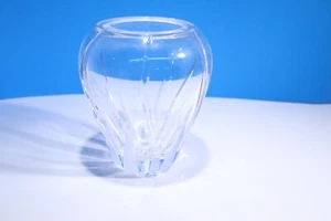 MIKASA FLAME D'AMORE VASE, Cut & Frosted Lead Crystal, 6.75", Made in Slovenia - Picture 1 of 10