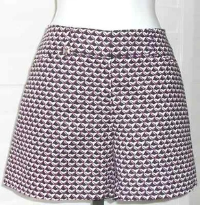 White House Black Market 5 Inch Geometric Print Shorts Size 00 NWT - Picture 1 of 1