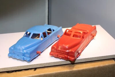 Par de juguetes Cadillac Eldon de principios de la década de 1950 hechos en EE. UU. Foto 1 de 4