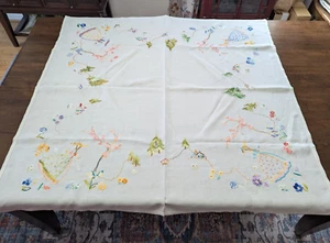 42"x 40.5" VTG WHITE 100% Linen TABLECLOTH Hand Emb w/4 BELLES on corners PREOWN - Bild 1 von 19