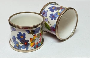 MacKenzie-Childs Flower Market Emaille Esszimmer Serviettenringe 2er Set - Bild 1 von 3