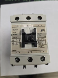 SC-E2 SCE2   Fuji AC contactor SE41AA See Pictures Used Tested Working Free S&H - Picture 1 of 6