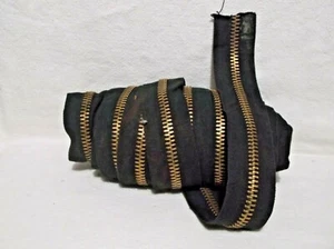 Cerniera vintage lunga 33 piedi resistente nera e ottone senza estremità - Foto 1 di 3