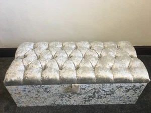 LARGE SILVER CRUSHED VELVET OTTOMAN, TOYS STORAGE FOOTSTOOL, BLANKET BOX - Picture 1 of 7