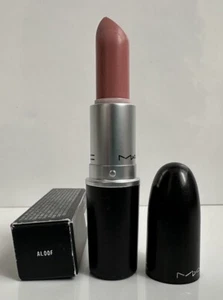 MAC  LUSTRE LIPSTICK ~ ALOOF ~ BNIB ~ RARE ~ DISCONTINUED - Picture 1 of 3