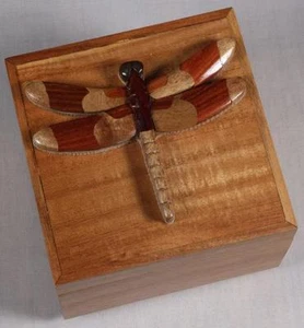 Wooden Trinket/Jewelry Box-Dragonfly-FREE SHIPPING - Picture 1 of 4