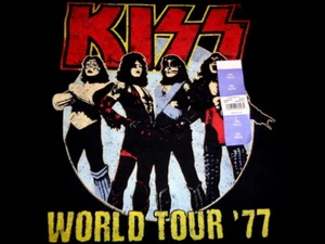 NWT KISS Love Gun World Tour 77 T Shirt - Ace Gene Peter Paul New 2XL XXL - Picture 1 of 6
