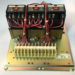 Allen-Bradley 841-ZOH SERIES F DirectDrive™ 700-P210A20 AC Relay Panel  - Picture 1 of 5