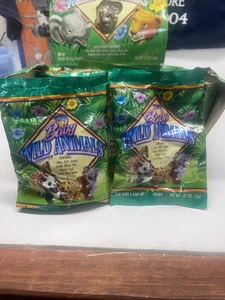 VINTAGE 1996 TOPPS BABY WILD ANIMALS 2 SEALED PACKS NEU 24 ANIMALS VERFÜGBAR - Bild 1 von 7