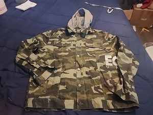 Ecko Unltd MENS 2XL Camo Denim Button Up Hoodie w/ Pockets - Picture 1 of 5