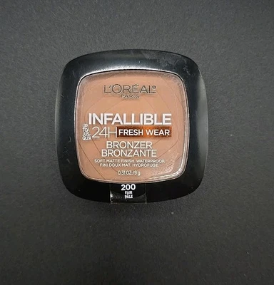 NEW L'Oreal Paris Infallible 24H Fresh Wear Bronzer 200 Fair Waterproof TALC - Image 1 of 2