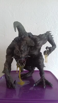 Figurine MONSTRE de 2005 by Todd Mc Farlane - Photo 1/4