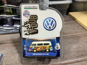 GREENLIGHT VOLKSWAGEN TYPE 2 BUS 1968 CLUB V-DUB ONLY 3,000 MADE - Picture 1 of 1