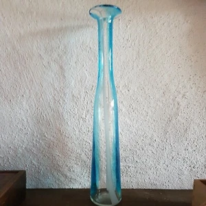 Flaschenvase schlank , blaues Glas  - Bild 1 von 3