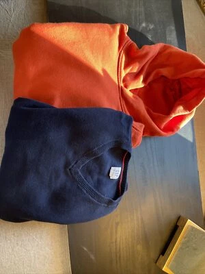 Lote de 2 peças Gap Kids Boys XL 12 moletom com capuz laranja sólido e suéter azul marinho gola V - Imagem 1 de 4