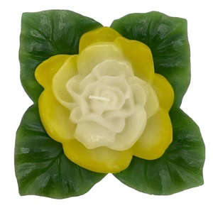 Große 6,5" gelbe und weiße Blume leicht Duftkerze NUR - NEU - Bild 1 von 9