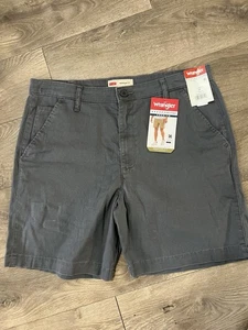 Wrangler Regular Fit Grey Shorts Size 34 New - Picture 1 of 4