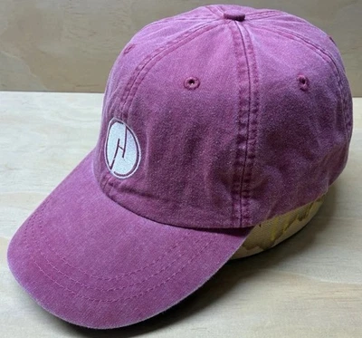 Gorra de béisbol ajustable Adams Paris con logotipo bordado rosa descolorida Foto 1 de 4