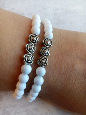 2 piezas Pulseras Rosa Tibetana Plata Flor Blanco Cuentas Elastizadas Apilables Bohemias Foto 1 de 3
