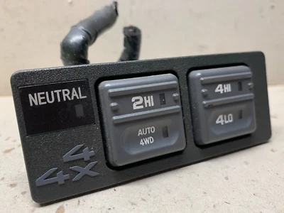 Interruptores 4x4 usados para camioneta Chevy GMC K1500 2500 3500 1995-1999 Tahoe Suburban Foto 1 de 4