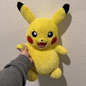 Pikachu Pokémon Build-A-Bear Nintendo Plush Stuffed Animal "18 Yellow Toy - Picture 1 of 6