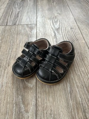 Little Mae's Boutique Black Fisherman Sandal Squeaky Shoes Toddler Boys Size 5  - Image 1 of 4