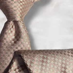Corbata de seda con monograma a rayas azul marino de Louis Vuitton moderna para hombre corbata de moda - Imagen 1 de 7