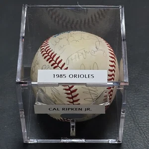1985 Baltimore Orioles Team Signed Baseball w/ Cal Ripken Jr, Eddie Murray - Picture 1 of 7