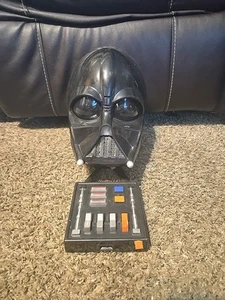 Star Wars 2004 Lucas Film Darth Vader Voice Changer Helmet Mask Tested Works - Picture 1 of 5