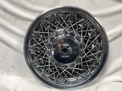 ONE 1980-1984 Oldsmobile 88 98 Custom Cruiser Delta 15" tapacubos de alambre cubierta de rueda Foto 1 de 4