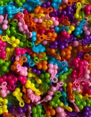 50 piezas Dijes Acrílicos MEZCLADOS (SM) CEREZAS (juguetes para pájaros artesanías para niños, planeador de azúcar)  Foto 1 de 2