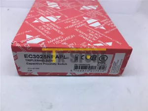 1pcs Brand New Carlo Gavazzi Capacitive switch EC3025NPAPL - Picture 1 of 8