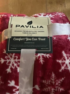 PAVILIA Christmas Throw Blanket 50x60 Red Snowflake ~NWT - Picture 1 of 5