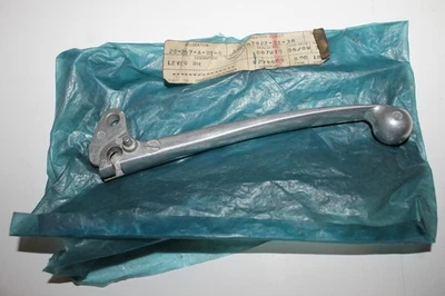 Yamaha QT50 MX80 GT80 1979-1987 palanca derecha 232-83922-31-38 2N3839220000 ¡NUEVO! Foto 1 de 3