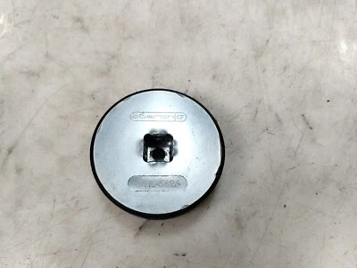 MV Agusta Brutale 750 S MV Agusta 2004 tuerca rueda trasera enchufe herramienta trasera y delantera Foto 1 de 4