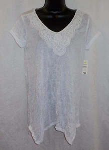 Bobbie Brooks Blouse Size S NWT Polyester Short Sleeve Crochet V Neck Fin Hem - Picture 1 of 12