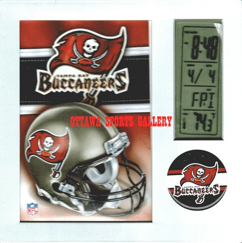 WINCRAFT TAMPA BAY BUCCANEERS LICENSED DESK CLOCK • NEW IN PACKAGE (M63) Cover