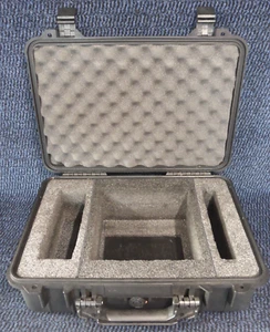 Peli 1500 Case With Foam Insert Water Resistant Pelican Hardigg - Picture 1 of 8