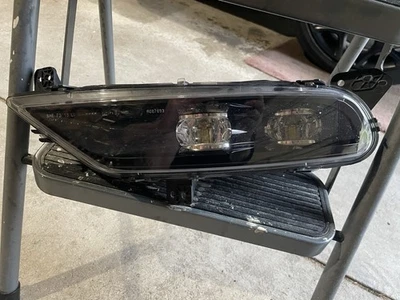 ПАРА ПРОТИВОТУМАННЫХ ФАР 2015-2023 CHRYSLER 300 ПЕРЕДНИЕ ЛЕВЫЕ ВОДИТЕЛЬСКИЕ И ПРАВЫЕ ПАССАЖИРСКИЕ ОТ ОРИГИНАЛЬНОГО ПРОИЗВОДИТЕЛЯ - Изображение 1 из 4