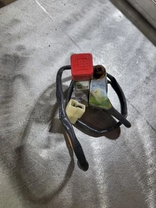 Vintage Yamaha Snowmobile Throttle Lever Kill Switch New Rubber Cap - Bild 1 von 5