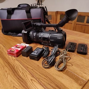 Sony HDR-FX1000 HD Camcorder HDR FX1000 EXCELLENT W/EXTRAS – Original Owner - Picture 1 of 9
